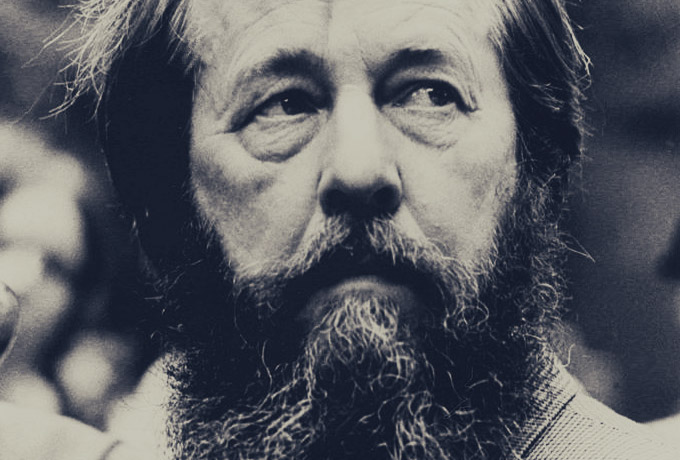 15 пронзительных цитат Солженицына ›