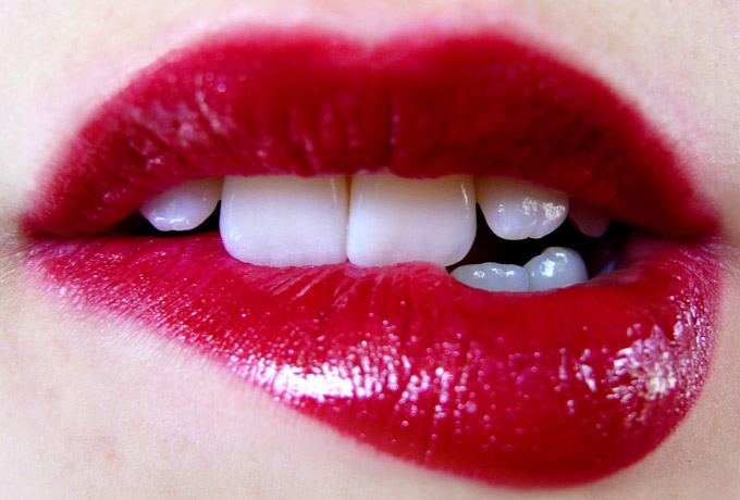 7 приемов, которые женщина может делать ртом ›