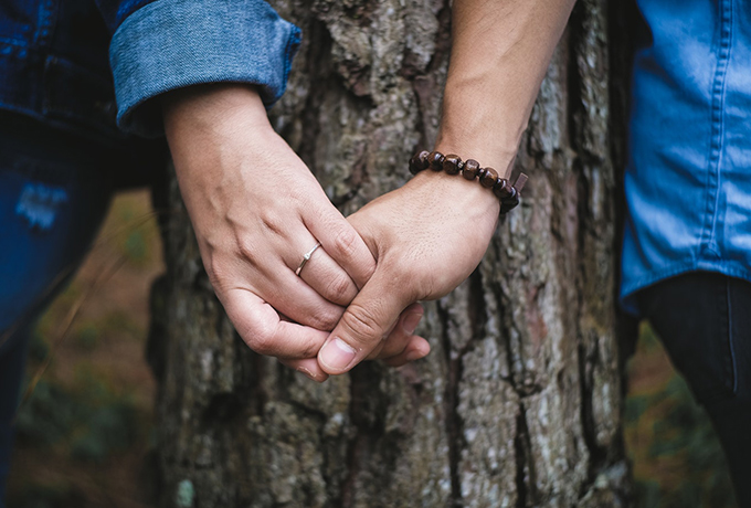 7 признаков того, что у вас с партнером глубокая духовная связь ›