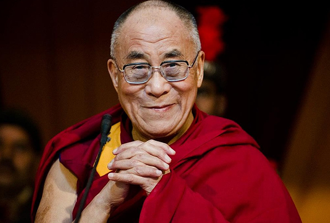 Далай-лама предлагает простую практику мгновенной радости и обретения покоя ›
