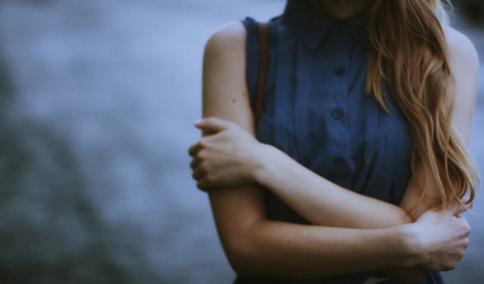 5 способов, с помощью которых наше тело сообщает о неблагополучии в отношениях ›