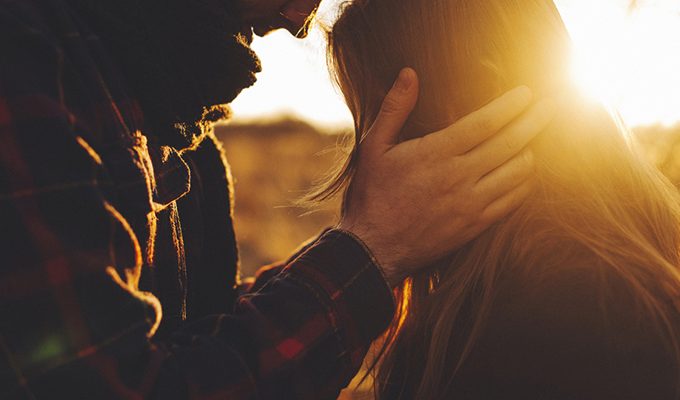 10 вещей, которых хочет от вас девушка с опытом неудачных отношений ›